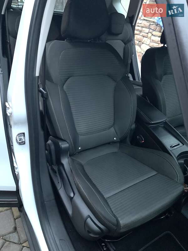 Минивэн Renault Scenic 2016 в Городке фото 12 Минивэн Renault Scenic 2016 в Городке