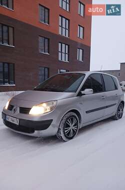 Минивэн Renault Scenic 2005 в Нетешине
