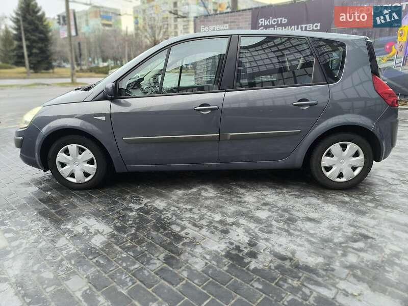 Минивэн Renault Scenic 2006 в Полтаве