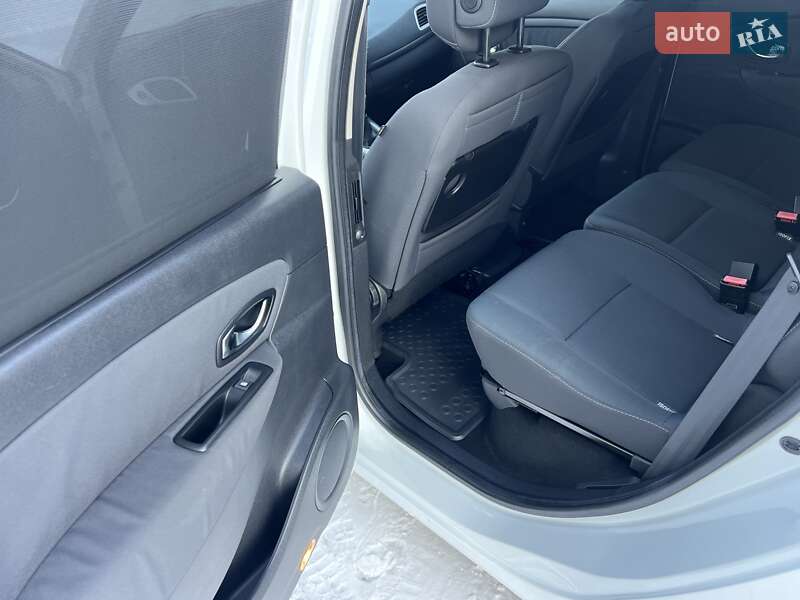 Минивэн Renault Scenic 2010 в Радивилове фото 86 Минивэн Renault Scenic 2010 в Радивилове