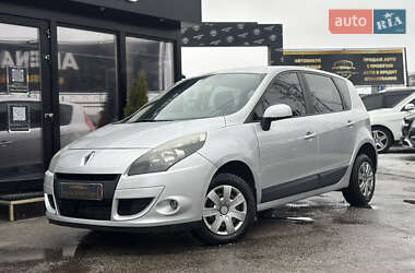 Минивэн Renault Scenic 2011 в Харькове
