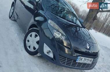 Минивэн Renault Scenic 2010 в Здолбунове