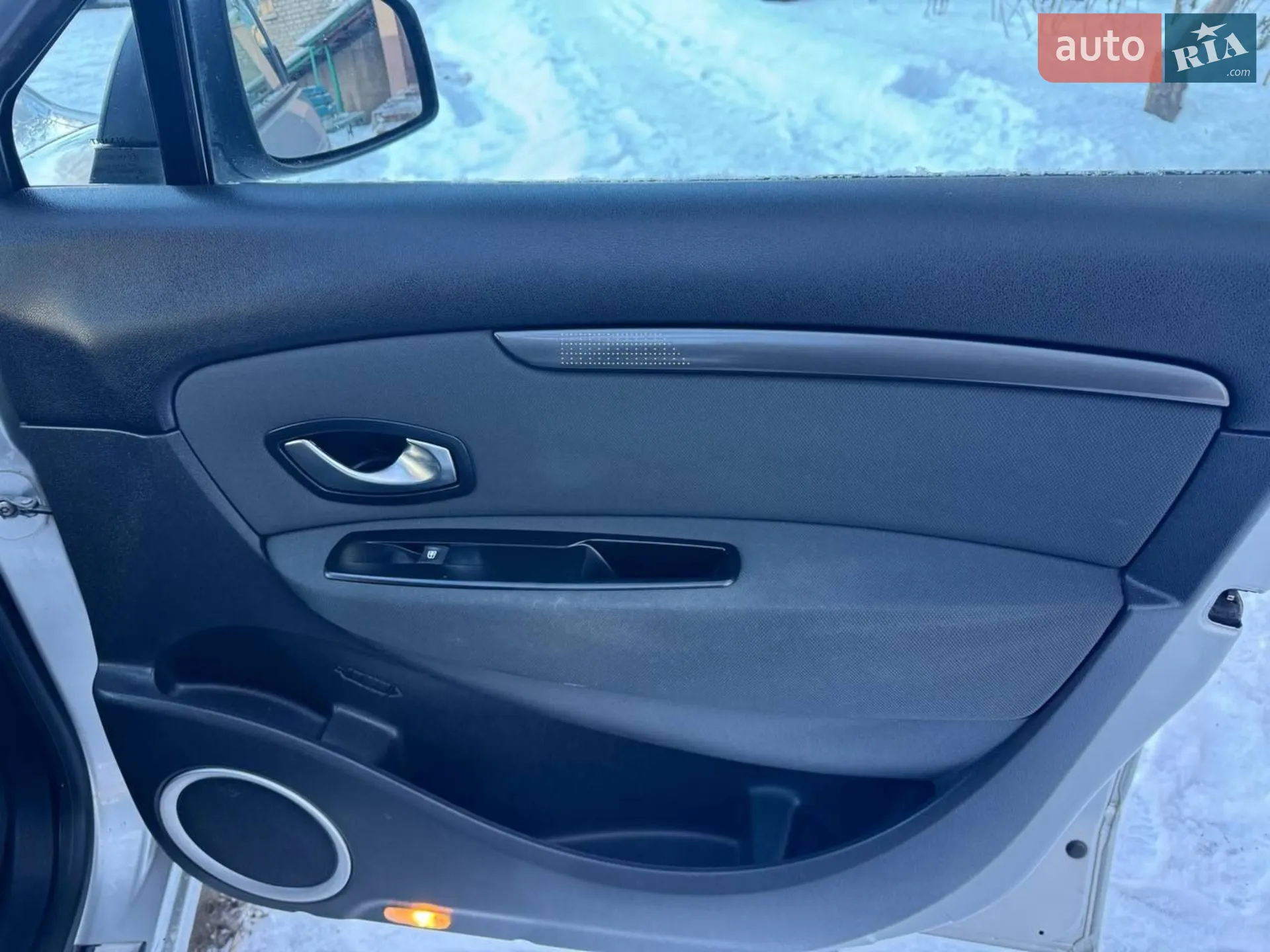 2010 Renault Scenic - мініатюра 31