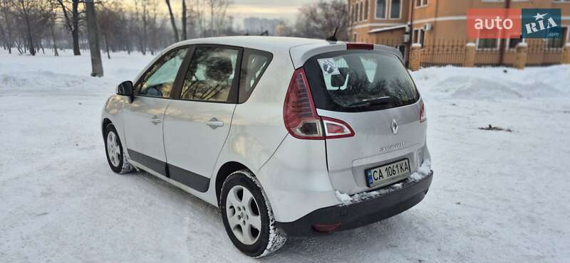 Минивэн Renault Scenic 2010 в Черкассах
