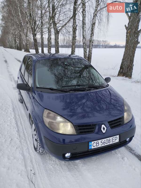 Минивэн Renault Scenic 2004 в Мене