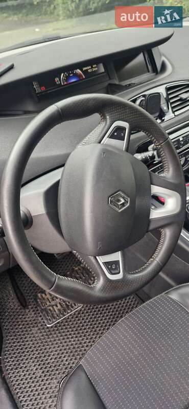 Минивэн Renault Scenic 2012 в Харькове фото 5 Минивэн Renault Scenic 2012 в Харькове