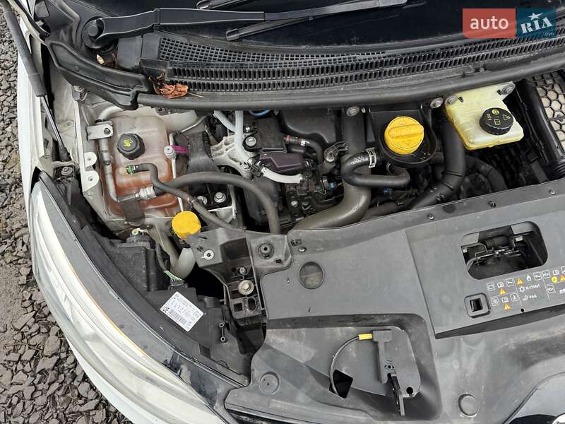 Минивэн Renault Scenic 2016 в Луцке