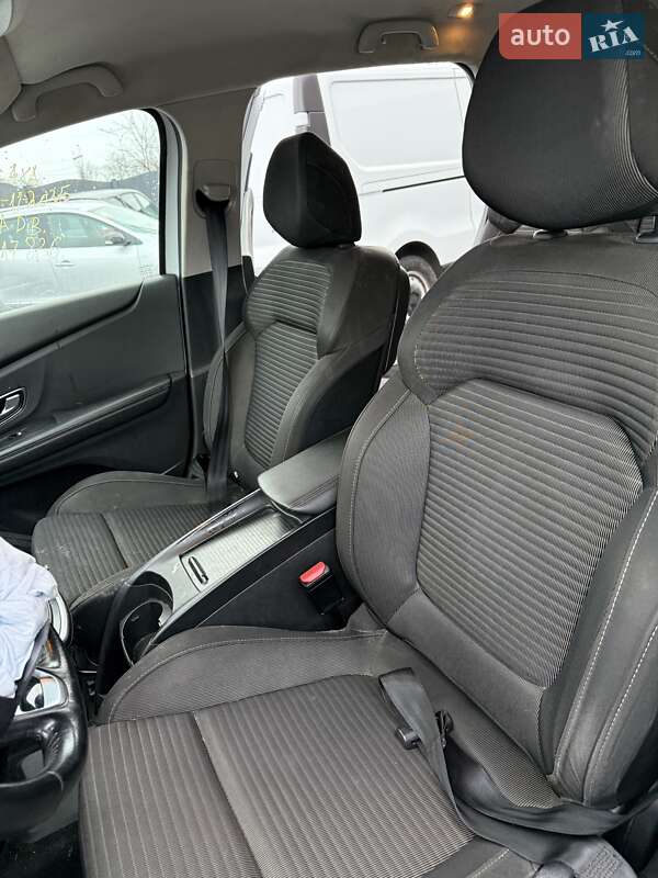 Минивэн Renault Scenic 2016 в Луцке