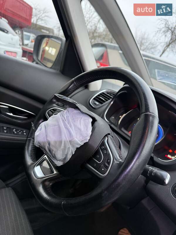 Минивэн Renault Scenic 2016 в Луцке