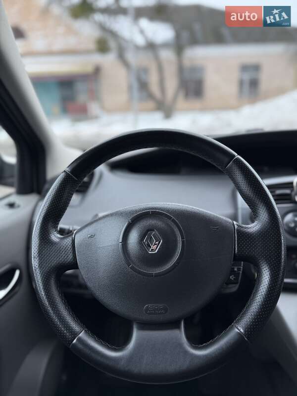 Мінівен Renault Scenic 2007 в Лубнах