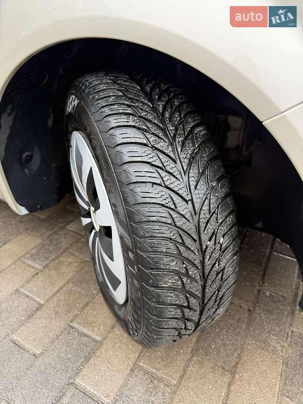 Мінівен Renault Scenic 2007 в Лубнах