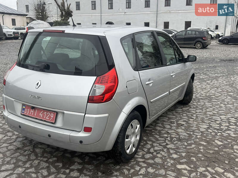 Минивэн Renault Scenic 2008 в Луцке