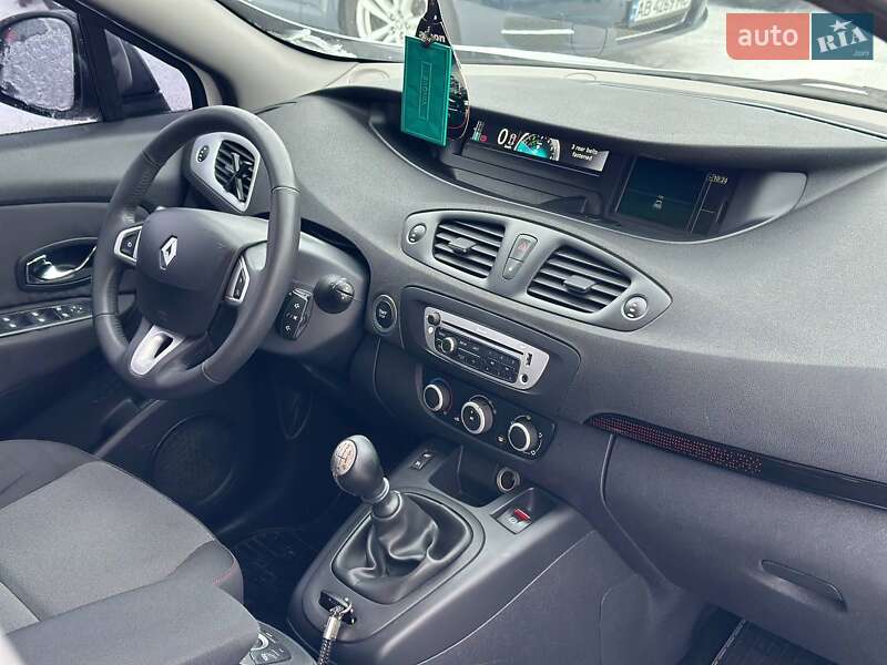 Минивэн Renault Scenic 2012 в Виннице