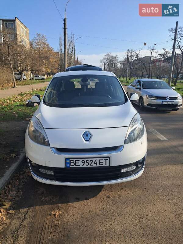Renault Scenic 2012