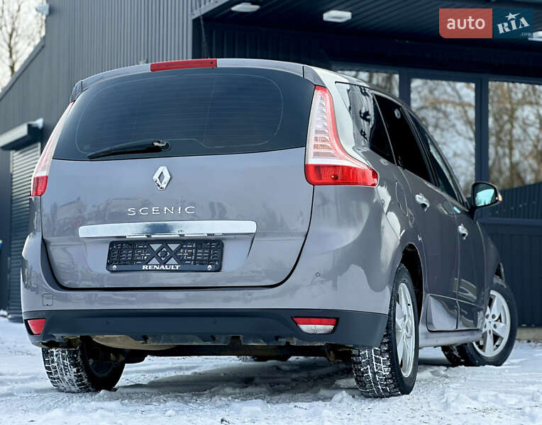 Минивэн Renault Scenic 2009 в Дрогобыче