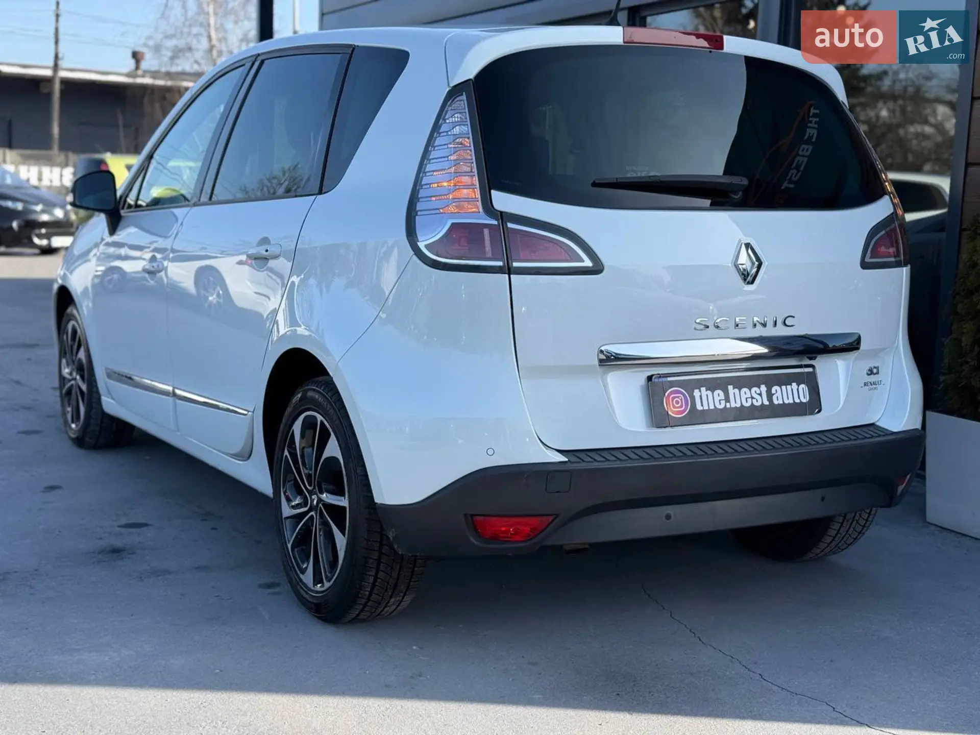 2015 Renault Scenic - мініатюра 12