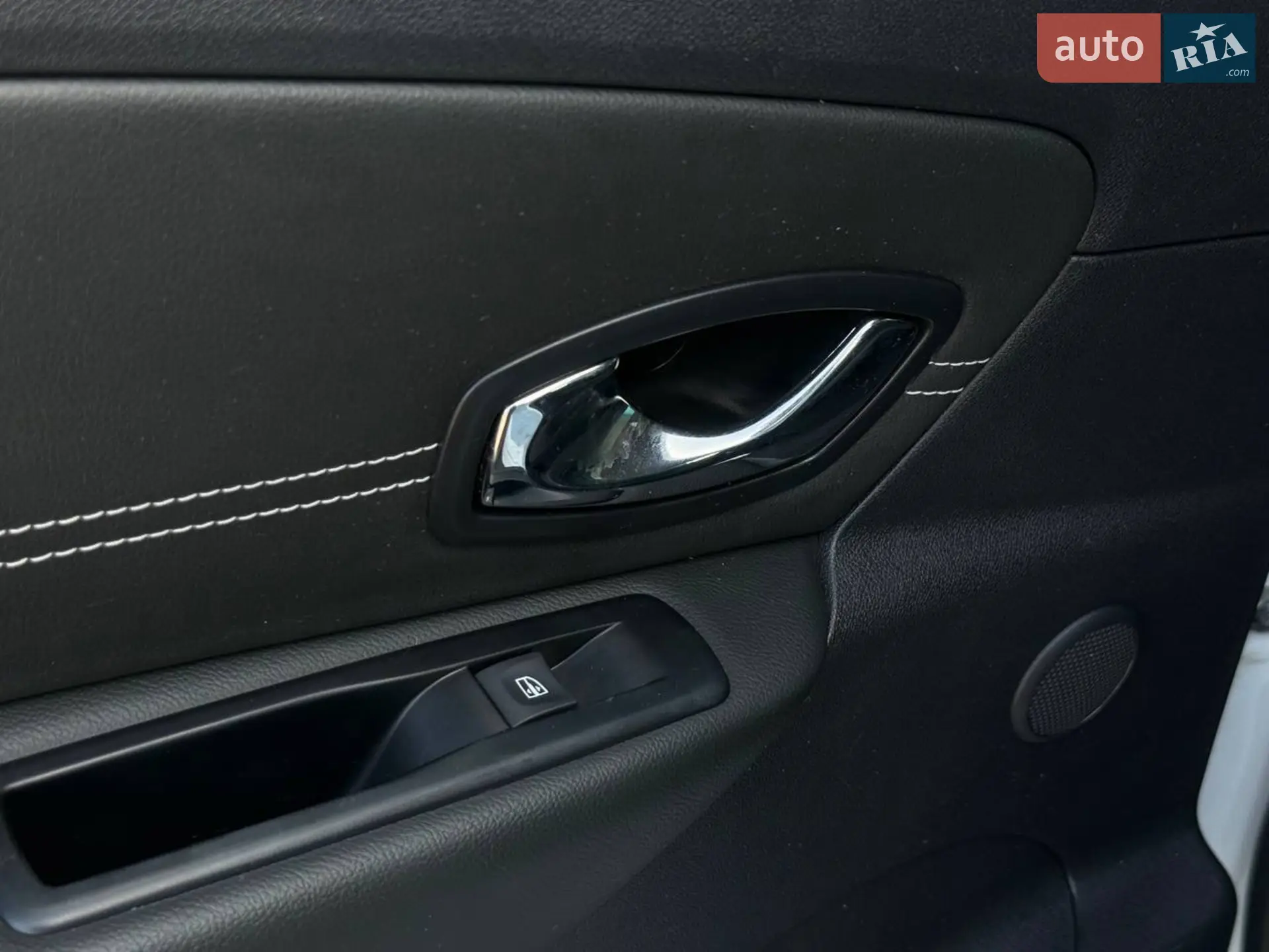 2015 Renault Scenic - мініатюра 41