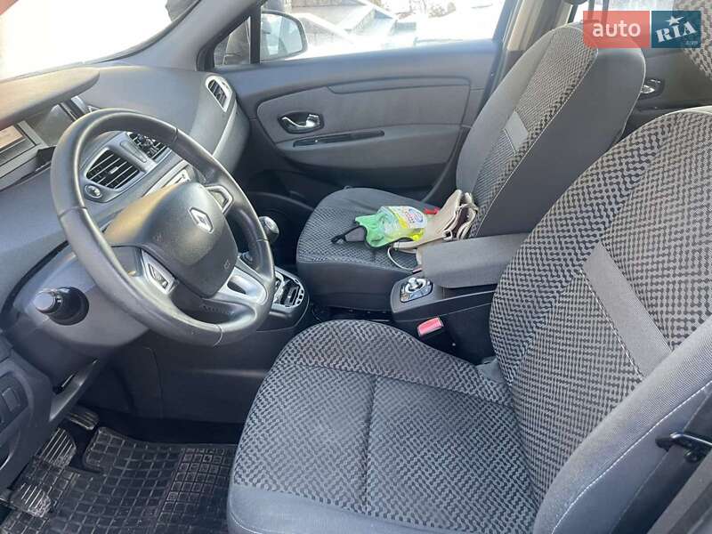 Мінівен Renault Scenic 2012 в Житомирі