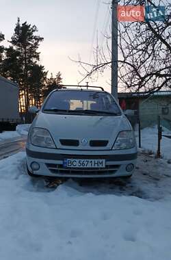 Минивэн Renault Scenic 2000 в Сарнах