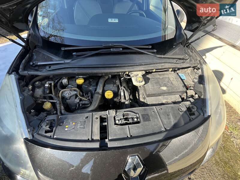 Минивэн Renault Scenic 2009 в Львове