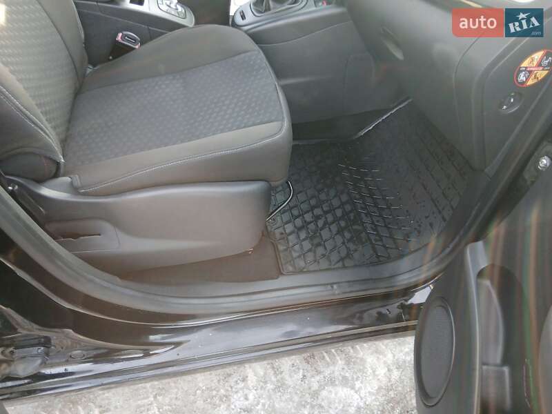 Мінівен Renault Scenic 2013 в Івано-Франково