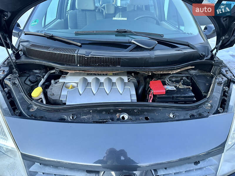 Минивэн Renault Scenic 2005 в Киеве