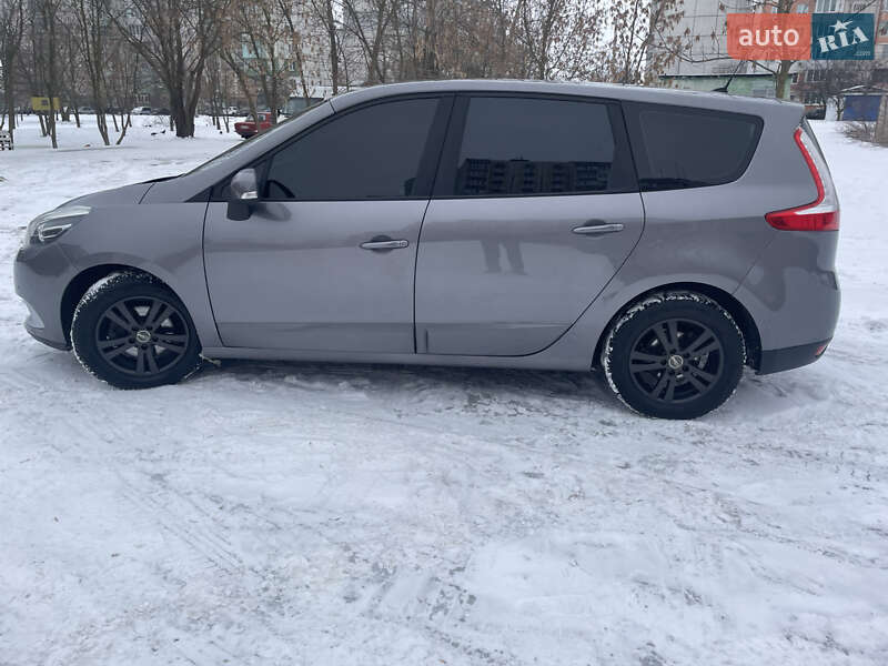 Минивэн Renault Scenic 2014 в Белогорье фото 15 Минивэн Renault Scenic 2014 в Белогорье