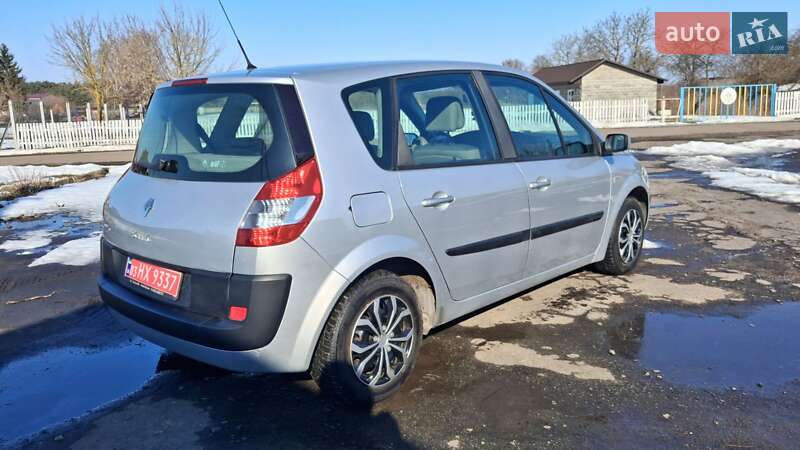 Минивэн Renault Scenic 2005 в Дубно