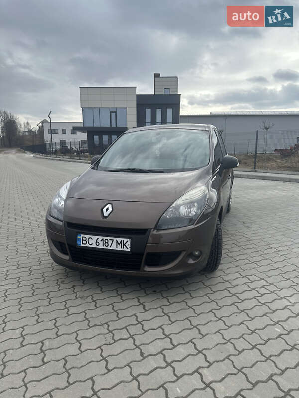 Минивэн Renault Scenic 2010 в Львове