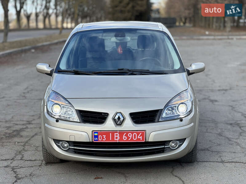 Минивэн Renault Scenic 2007 в Владимире