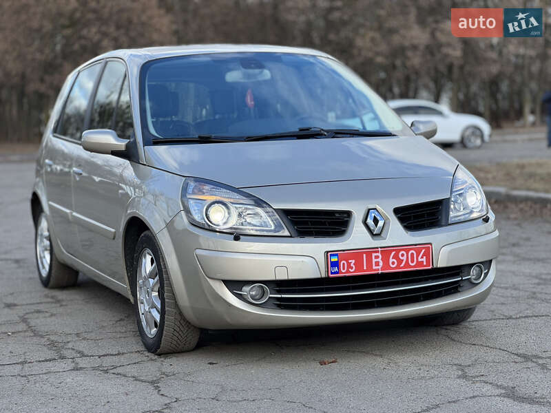 Минивэн Renault Scenic 2007 в Владимире