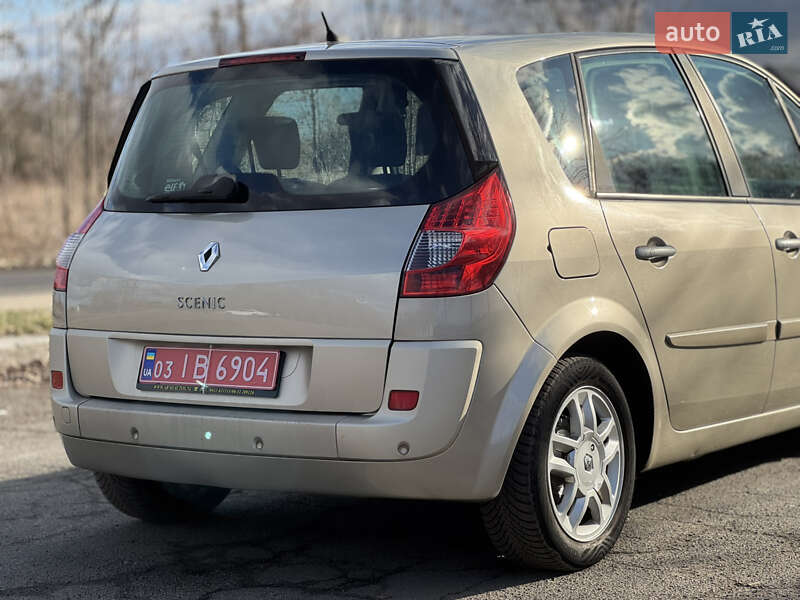 Минивэн Renault Scenic 2007 в Владимире