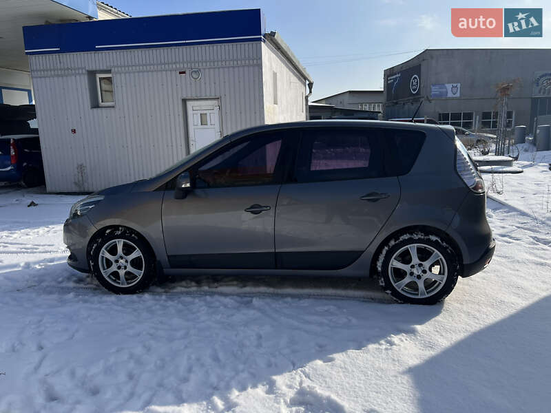 Минивэн Renault Scenic 2013 в Черновцах