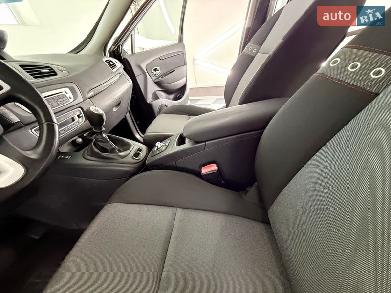 Минивэн Renault Scenic 2012 в Трускавце