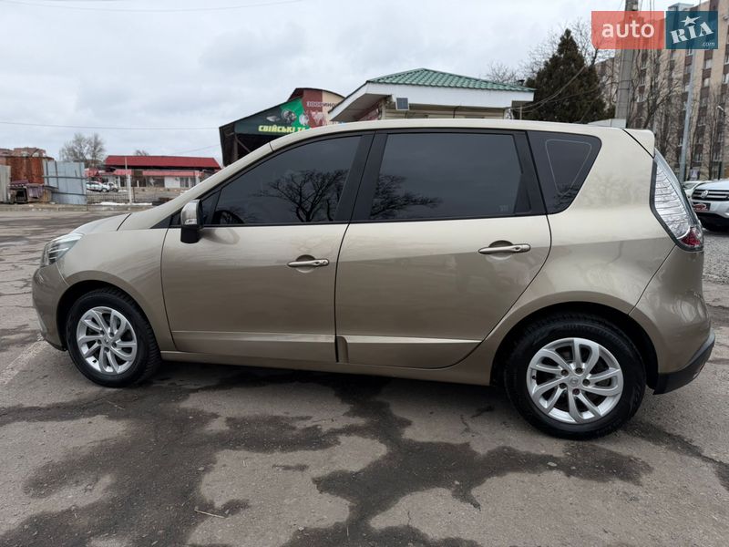 Минивэн Renault Scenic 2014 в Полтаве