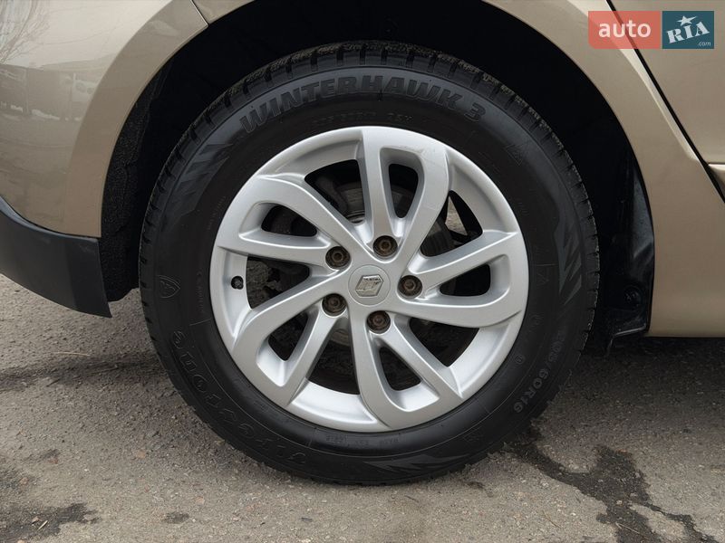 Минивэн Renault Scenic 2014 в Полтаве