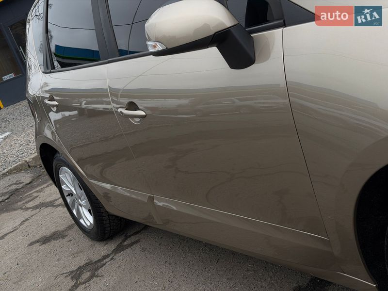 Минивэн Renault Scenic 2014 в Полтаве