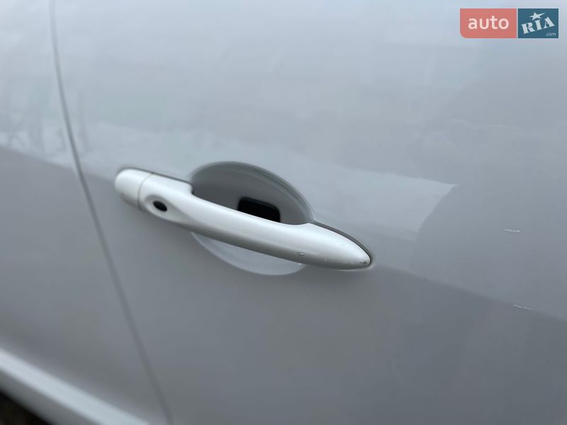 Мінівен Renault Scenic 2014 в Сумах