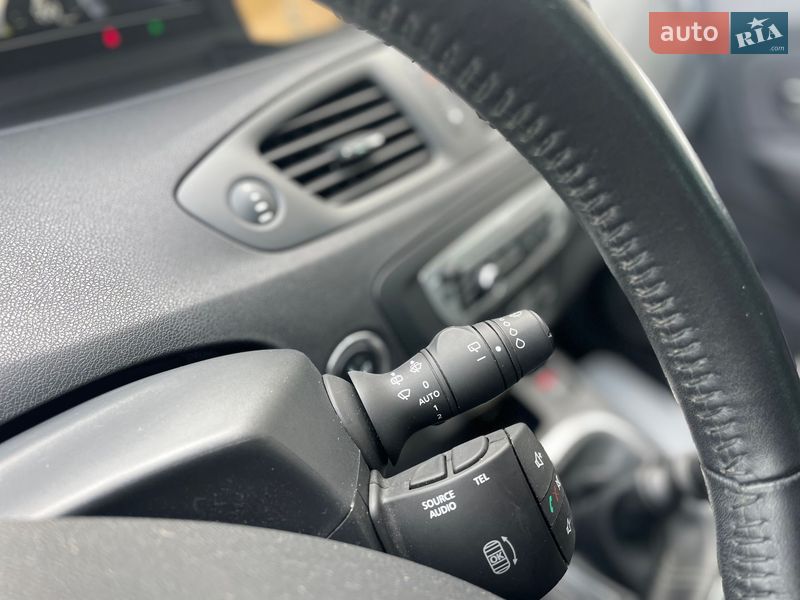 Мінівен Renault Scenic 2014 в Сумах