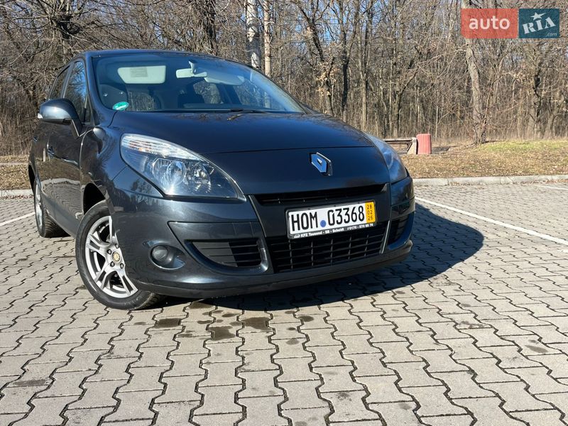 Минивэн Renault Scenic 2011 в Виннице