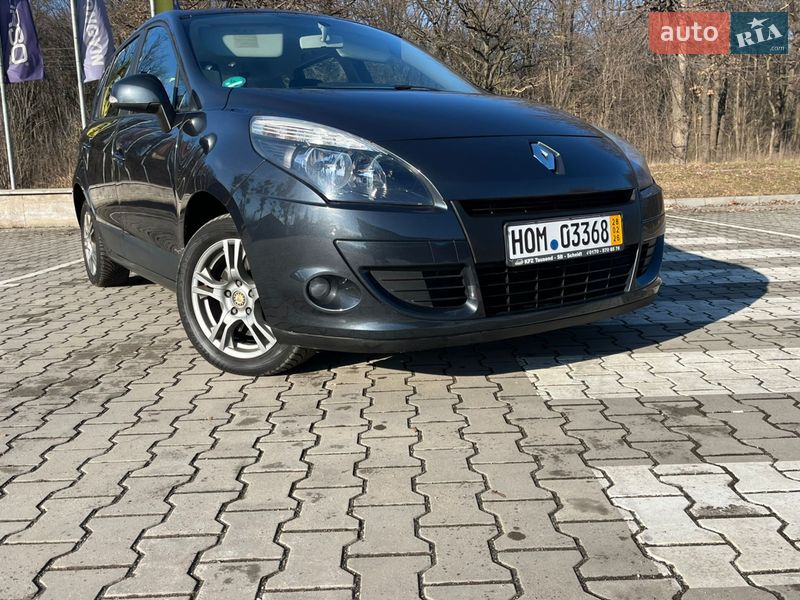 Минивэн Renault Scenic 2011 в Виннице