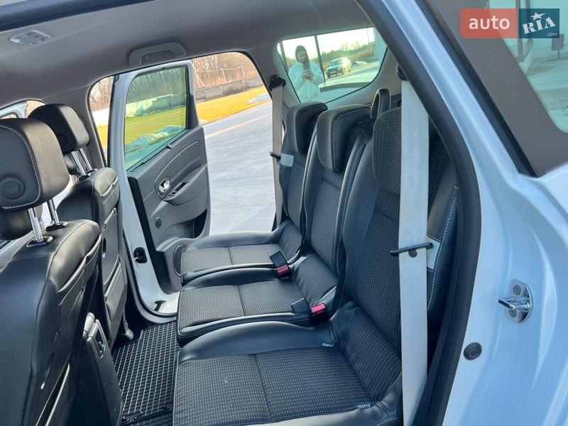 Мінівен Renault Scenic 2012 в Луцьку