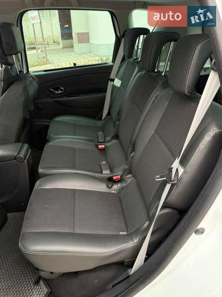 Минивэн Renault Scenic 2012 в Запорожье