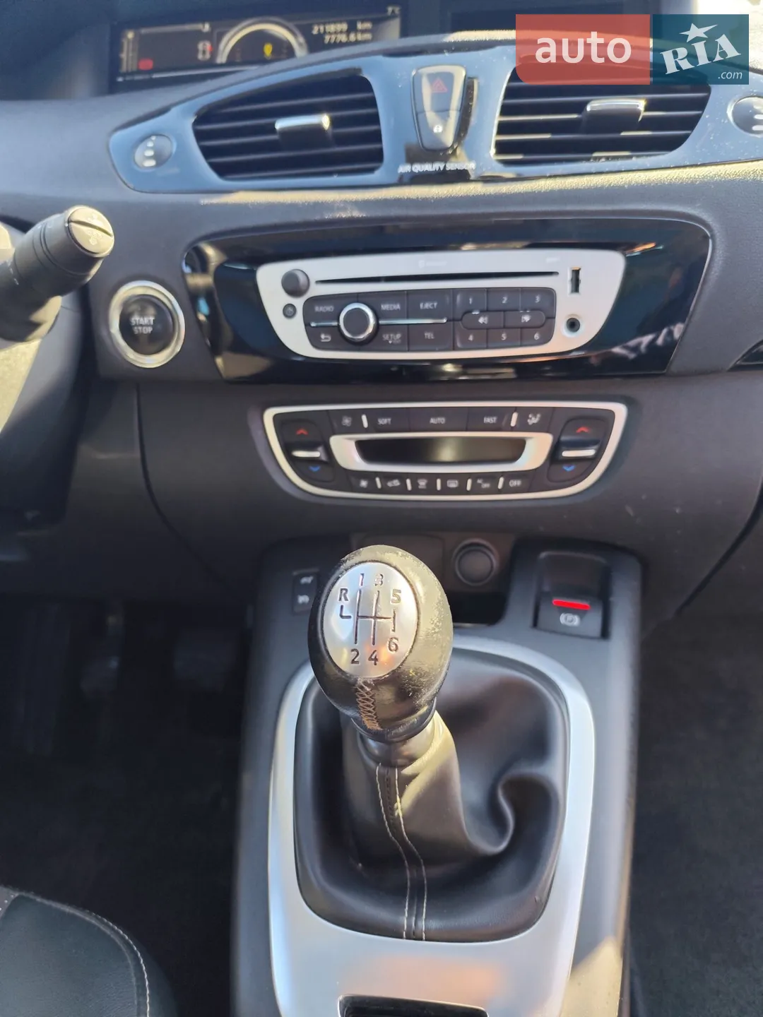 2012 Renault Scenic - мініатюра 3