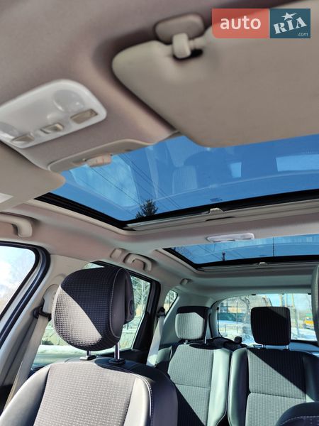 Минивэн Renault Scenic 2012 в Казатине