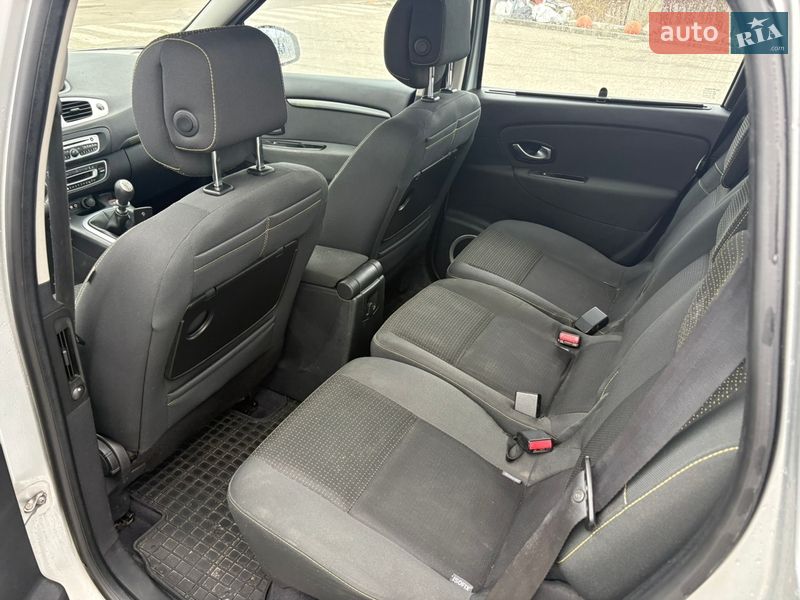 Мінівен Renault Scenic 2009 в Києві