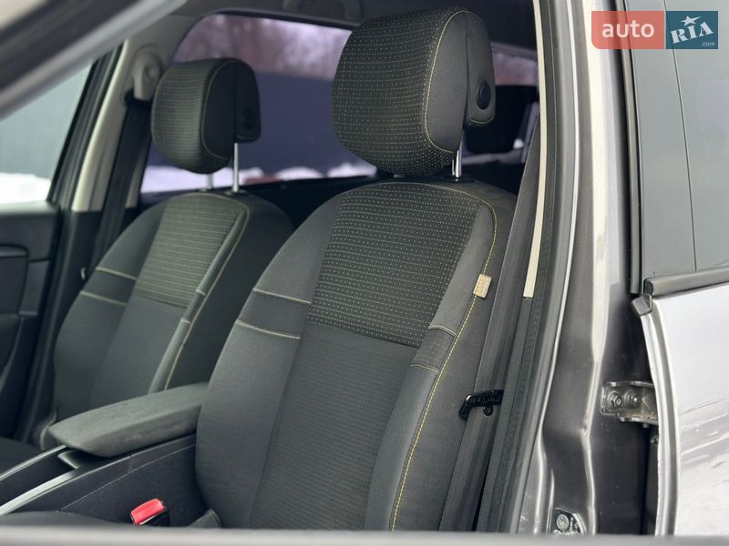 Минивэн Renault Scenic 2009 в Дрогобыче