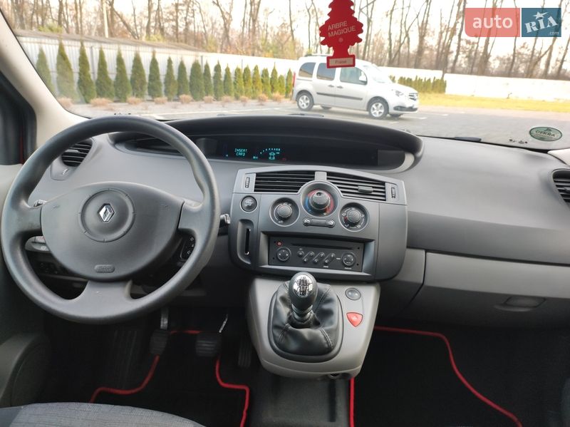 Минивэн Renault Scenic 2006 в Луцке