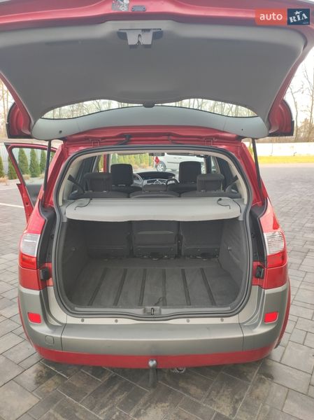 Минивэн Renault Scenic 2006 в Луцке
