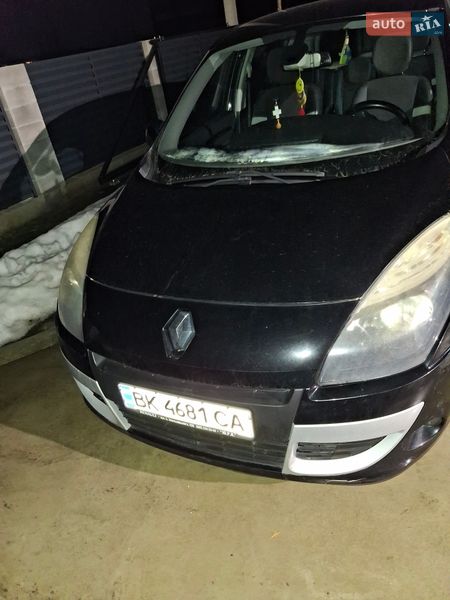 Минивэн Renault Scenic 2011 в Ровно
